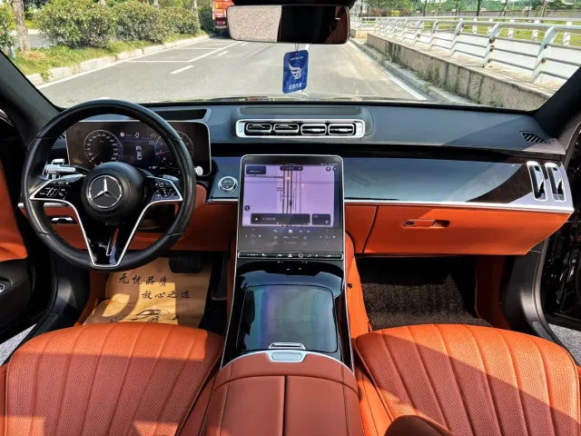 Mercedes-Benz S-Class — Фото автомобиля 5