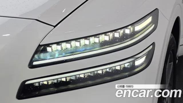Genesis GV80 2.5T Бензин AWD — Фото автомобиля 17