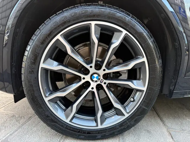 BMW X3 — Фото автомобиля 14