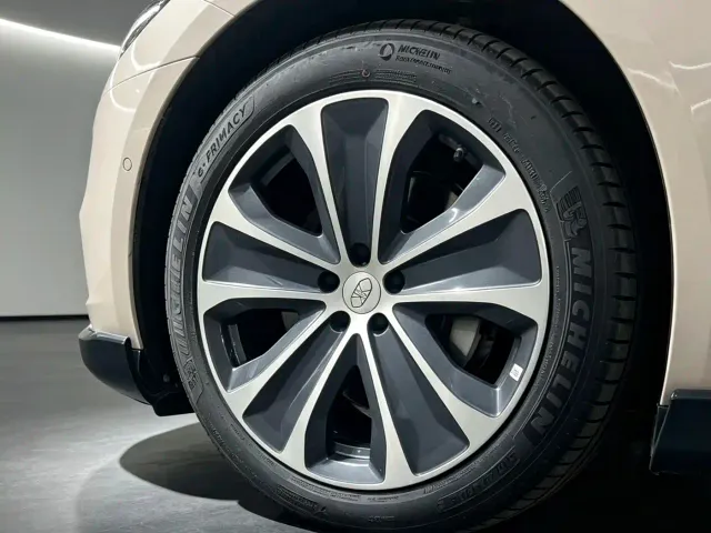 Luxeed S7 — Фото автомобиля 9