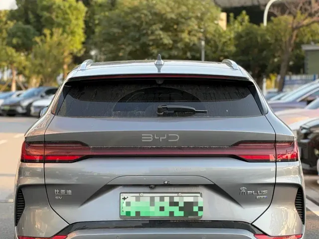 BYD Song PLUS — Фото автомобиля 3