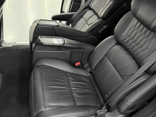 Honda Elysion — Фото автомобиля 9