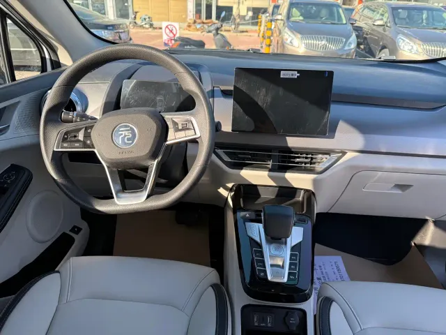 BYD Yuan Pro — Фото автомобиля 5