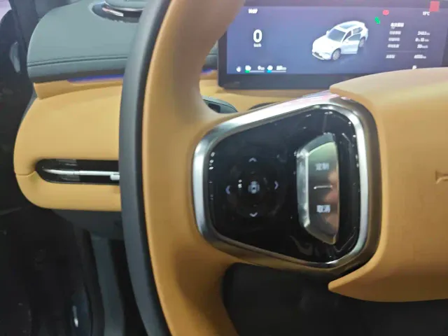 Geely Galaxy Starship 7 EM-i — Фото автомобиля 18