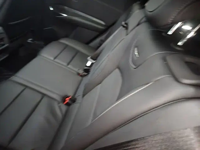 Cadillac XT4 — Фото автомобиля 16