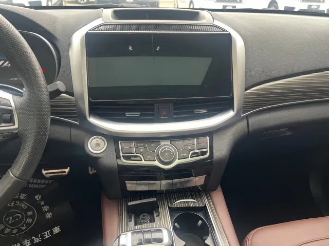 Haval H9 — Фото автомобиля 10