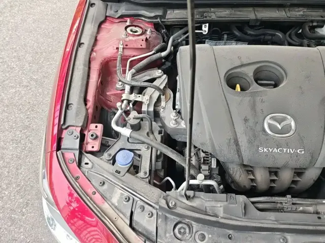 Mazda Axela — Фото автомобиля 20