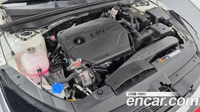 Kia K5 Новый K5 3 поколение 2.0 LPi(Для проката) — Фото автомобиля 5