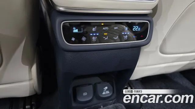 Genesis GV80 — Фото автомобиля 27