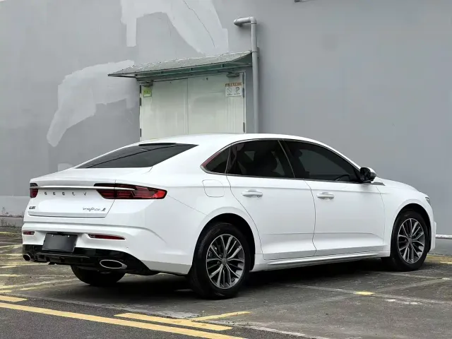 Geely Xingrui — Фото автомобиля 6