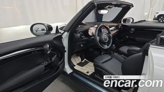 Mini Cooper Convertible — Фото автомобиля 10