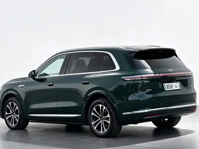 Aito M7 — Фото автомобиля 4
