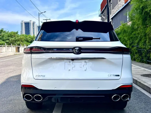 Changan CS75 Plus — Фото автомобиля 7