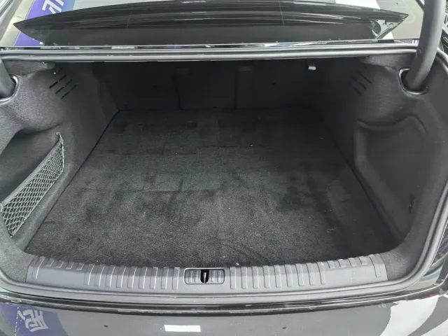 Audi A6L — Фото автомобиля 16