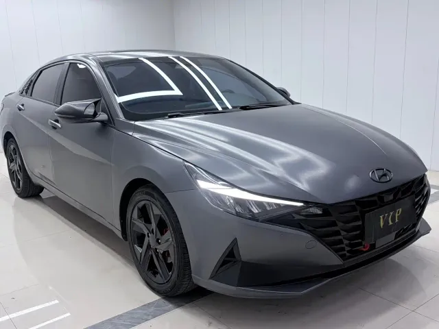 Hyundai Elantra — Фото автомобиля 3