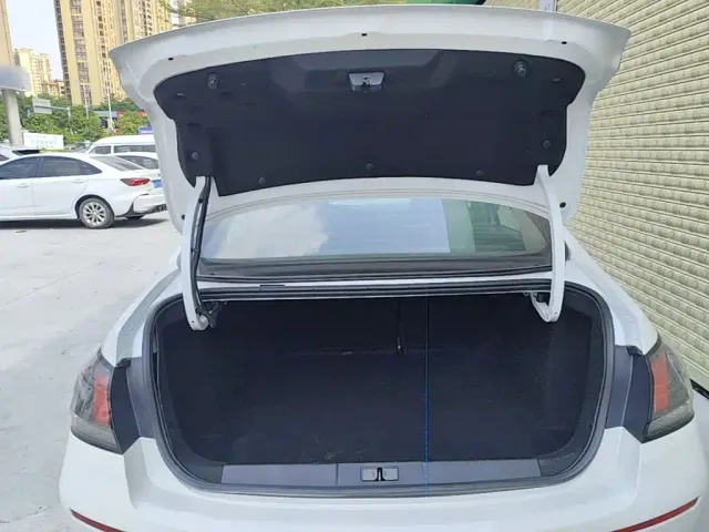 Peugeot 408 — Фото автомобиля 18