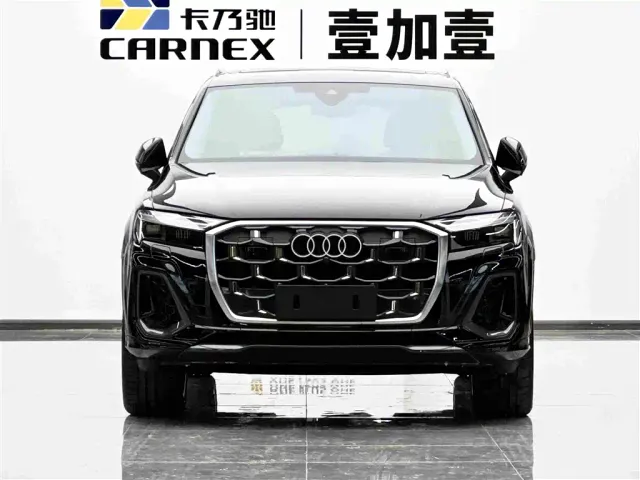 Audi Q7 — Фото автомобиля 2