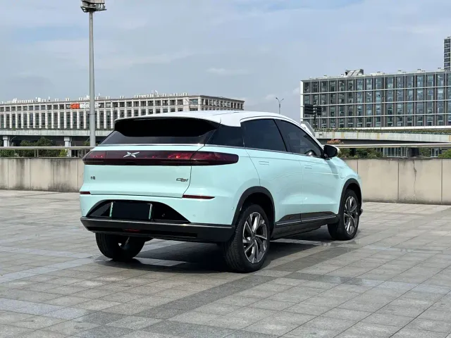 Xpeng G3 — Фото автомобиля 16
