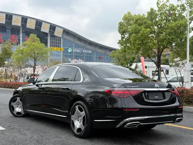 Mercedes-Benz Maybach S-Class — Фото автомобиля 14