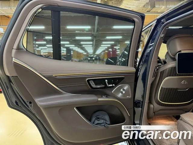 Mercedes-Benz EQS — Фото автомобиля 14