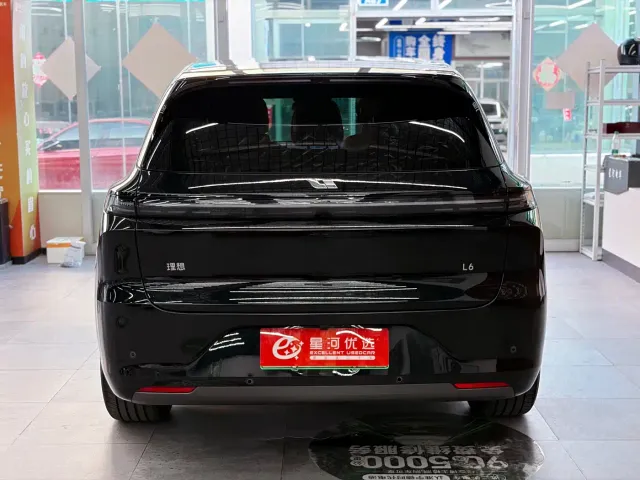 Li Auto L6 — Фото автомобиля 6