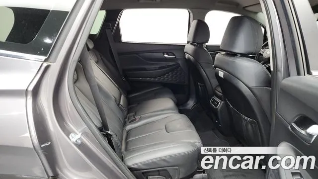 Hyundai Santafe — Фото автомобиля 10