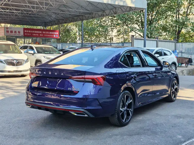Skoda Octavia — Фото автомобиля 15