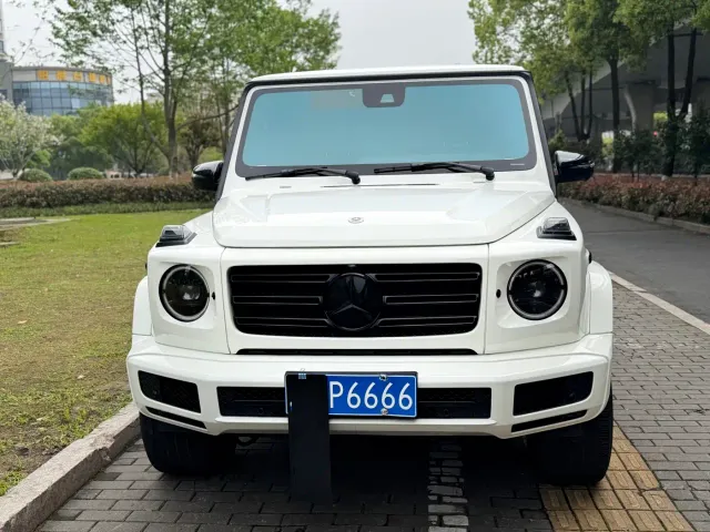Mercedes-Benz G-Class — Фото автомобиля 2