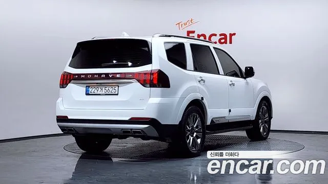 Kia Mohave Mohave The Master Дизель 3.0 4WD 5 мест — Фото автомобиля 2