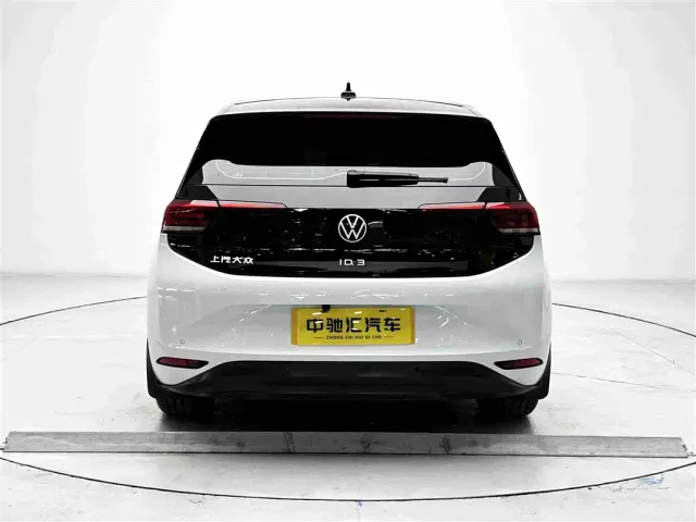 Volkswagen ID.3 — Фото автомобиля 19