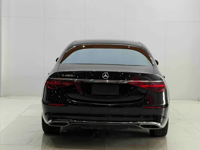 Mercedes-Benz S-Class — Фото автомобиля 10