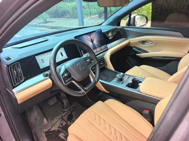 BYD Song L DM-i — Фото автомобиля 9
