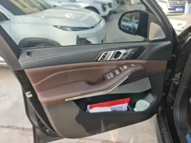 BMW X5 — Фото автомобиля 7