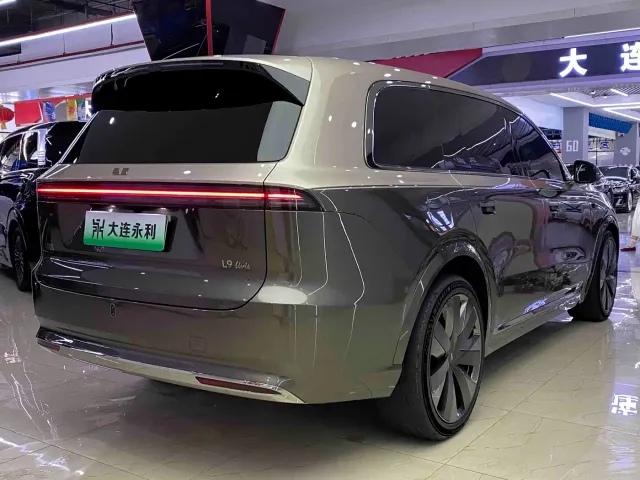 Li Auto Li Xiang L9 2026 Base Model — Фото автомобиля 4