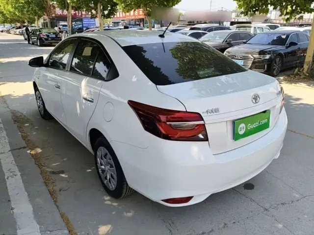 Toyota Vios — Фото автомобиля 4