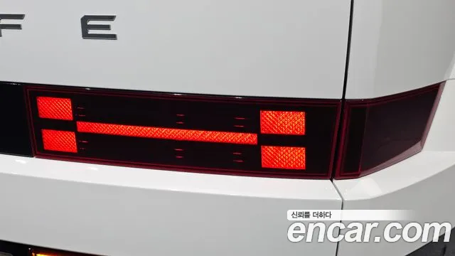 Hyundai Santa Fe — Фото автомобиля 8