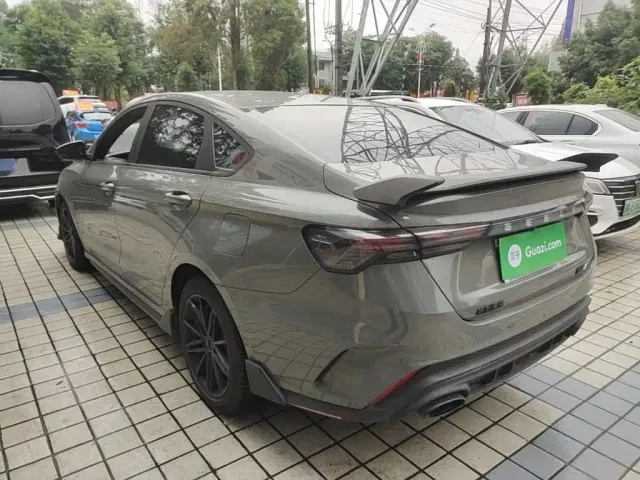 Geely Binrui — Фото автомобиля 4