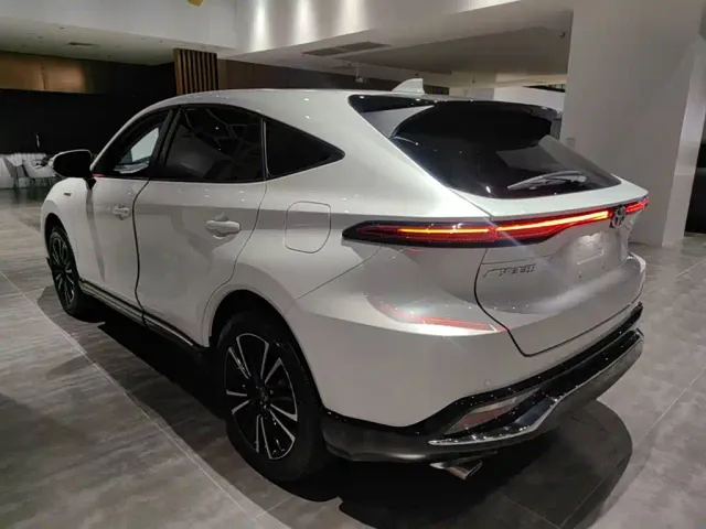 Toyota Venza — Фото автомобиля 4