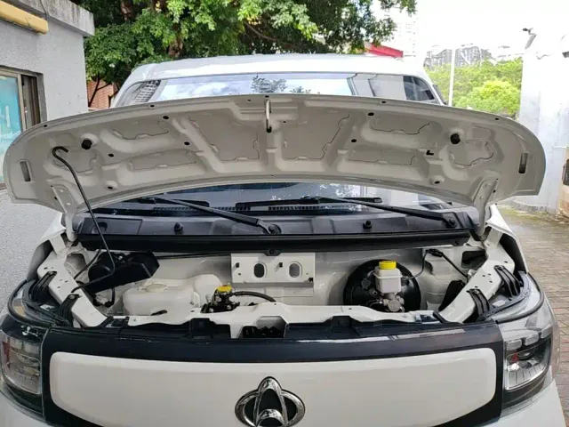 Changan Ruixing EM60 — Фото автомобиля 19