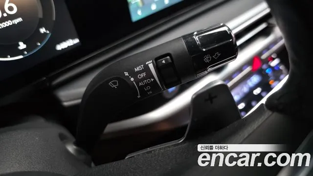 Hyundai Grandeur Grandeur (GN7) 2.5 Бензин 2WD — Фото автомобиля 25