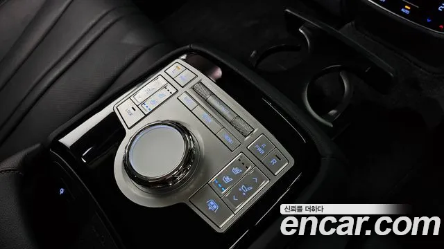 Genesis G80 Бензин 2.5 турбо AWD — Фото автомобиля 18