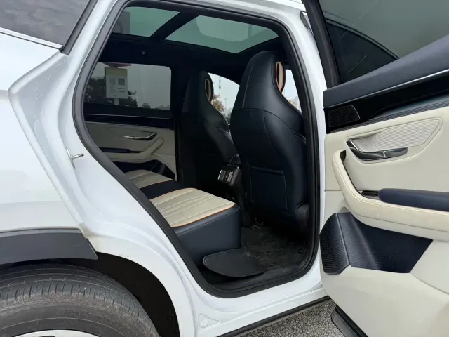 BYD Song PLUS — Фото автомобиля 11