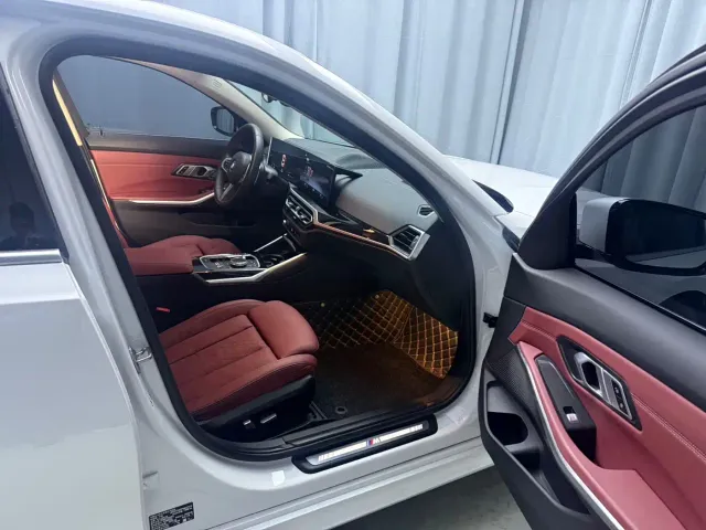 BMW 3 Series — Фото автомобиля 7