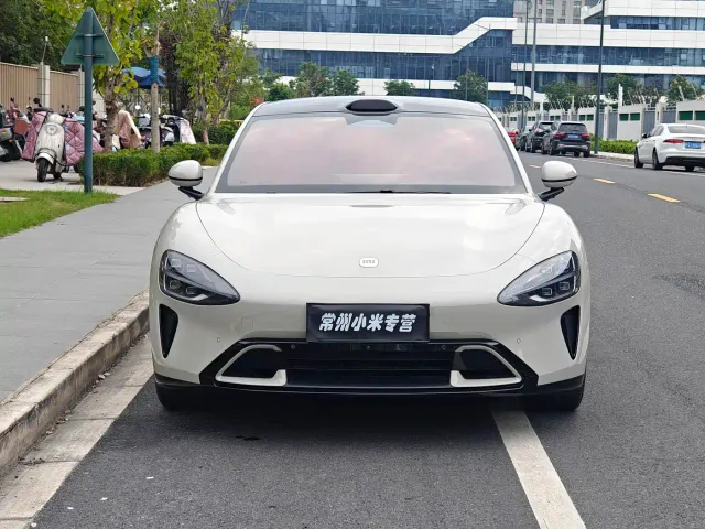Xiaomi SU7 — Фото автомобиля 2