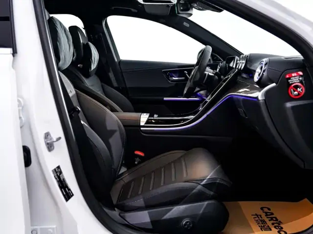 Mercedes-Benz C-Class — Фото автомобиля 19