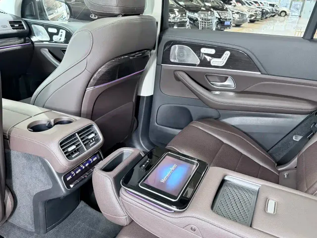 Mercedes-Benz GLS-Class — Фото автомобиля 14