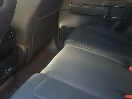 BYD FangChengBao Leopard 5 — Фото автомобиля 5