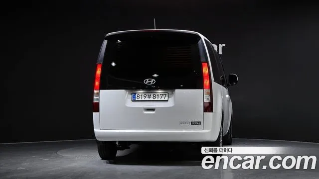 Hyundai Staria — Фото автомобиля 4