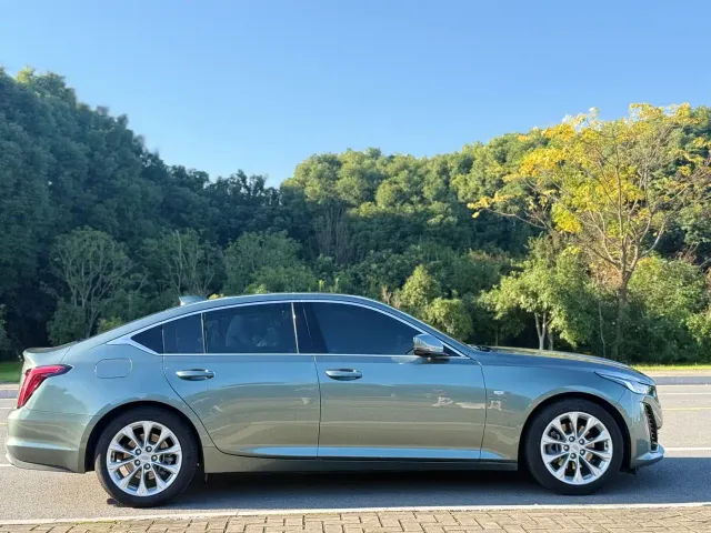 Cadillac CT5 — Фото автомобиля 4