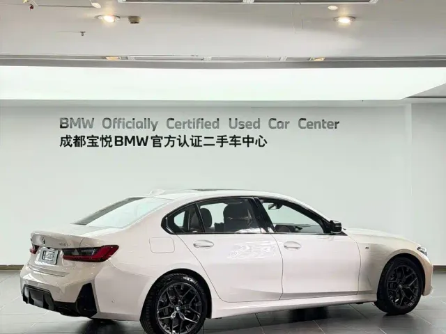 BMW 3 Series — Фото автомобиля 5
